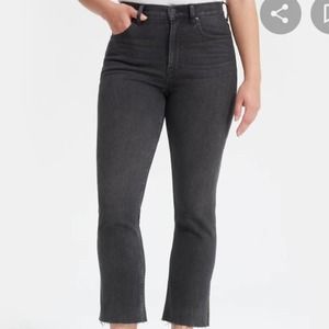 Everlane High Rise Kick Crop Jeans in Black Frayed Raw Hem Women's Size 30
